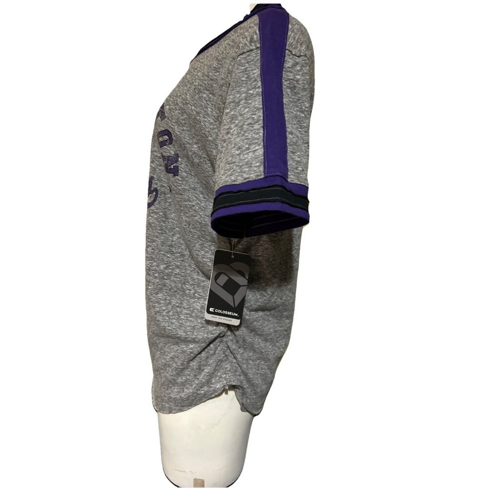 NEW Washington Huskies Colosseum Athletics Distressed Tee Shirt Women's M - Picture 7 of 10